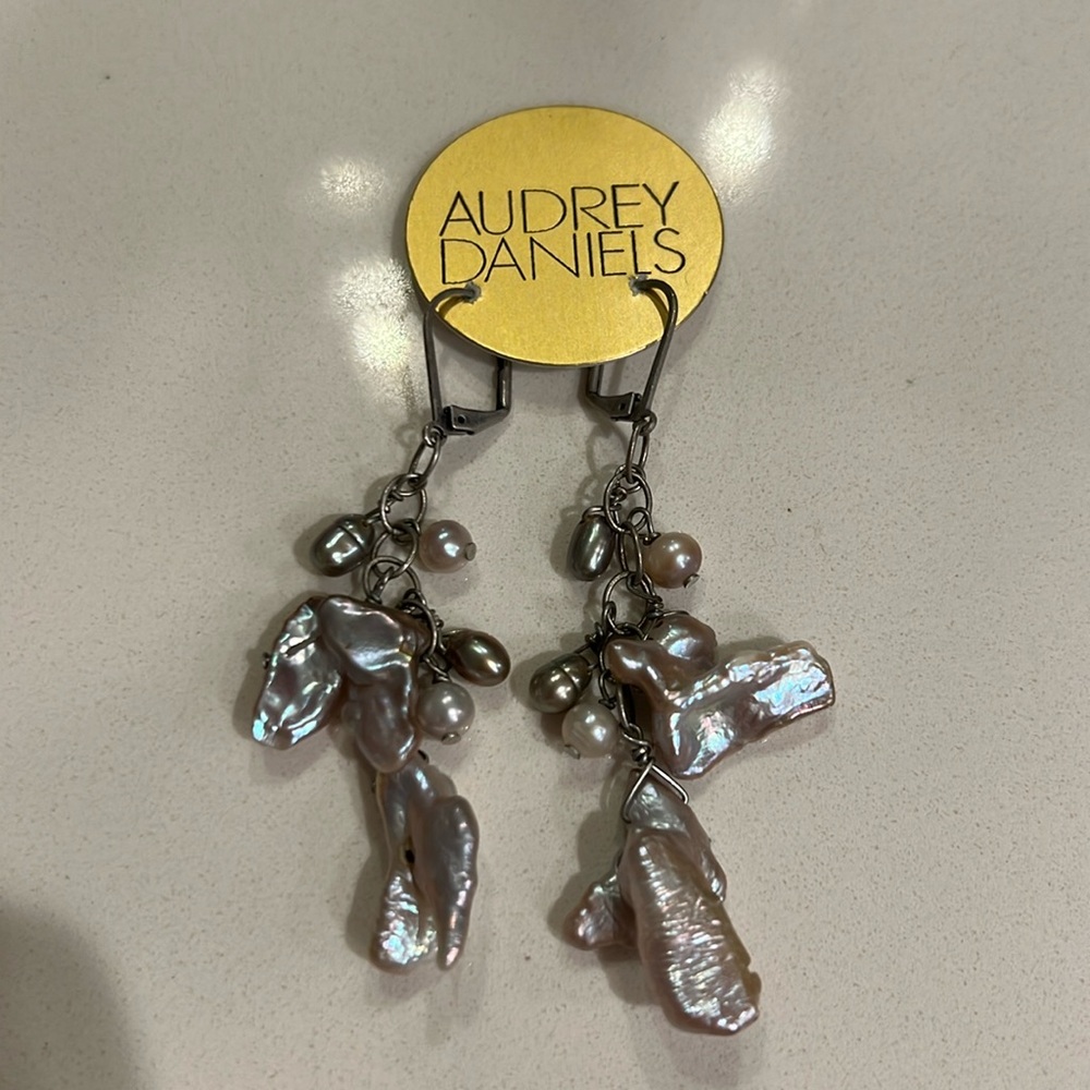 Audrey Daniels pearl earrings